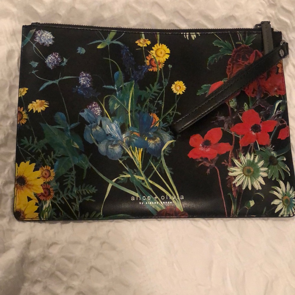 Alive and Olivia clutch